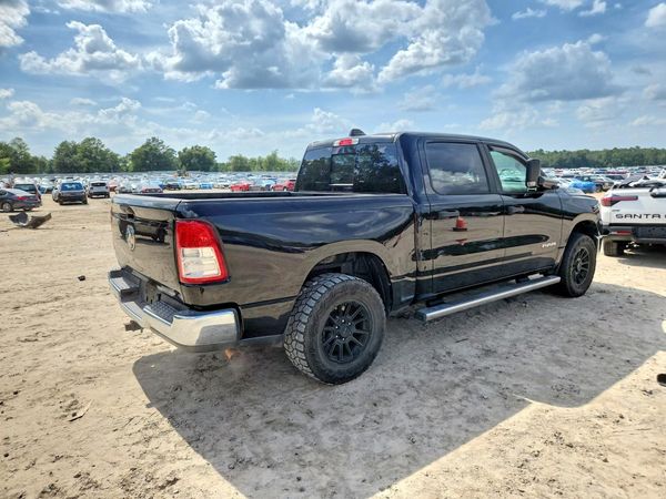 2019 RAM 1500 TRADESMAN CREW CAB 4X2