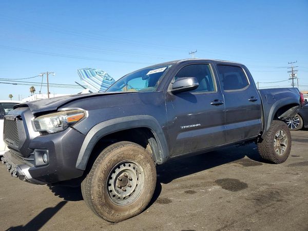 2016 TOYOTA TACOMA