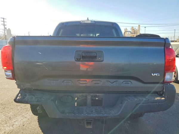 2016 TOYOTA TACOMA