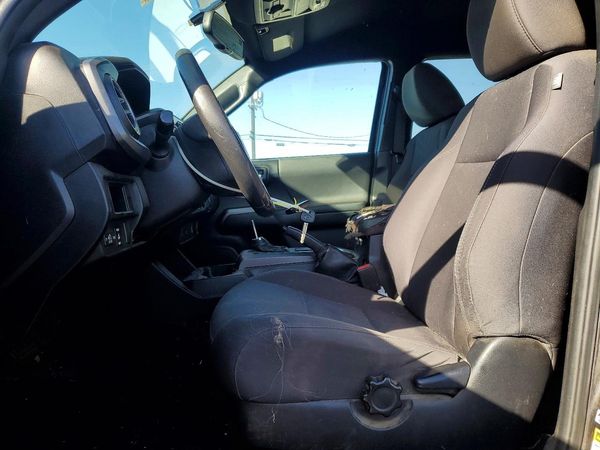 2016 TOYOTA TACOMA