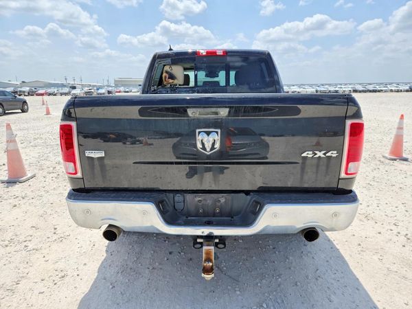 2016 RAM 1500 LARAMIE CREW CAB 4X4