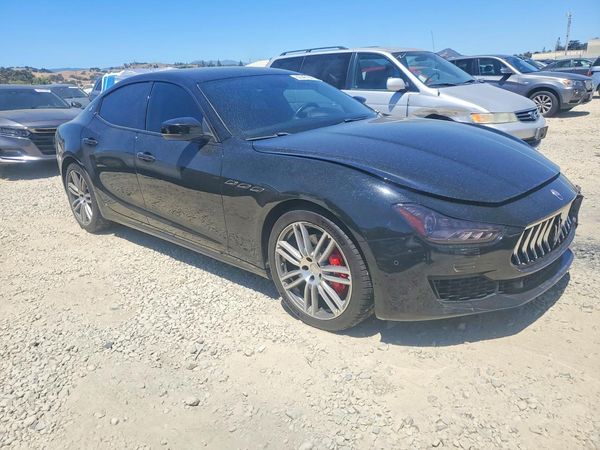 2019 MASERATI GHIBLI