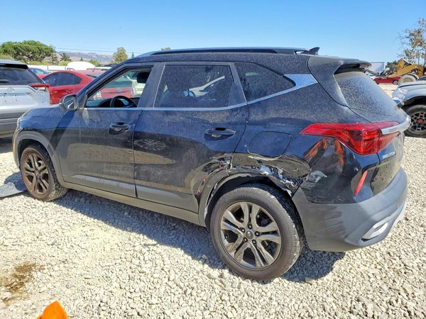 2021 KIA SELTOS S