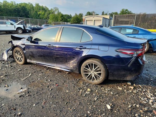 2022 TOYOTA CAMRY