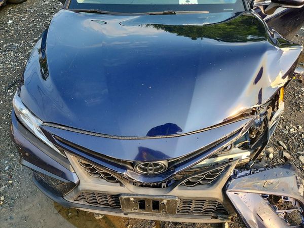 2022 TOYOTA CAMRY
