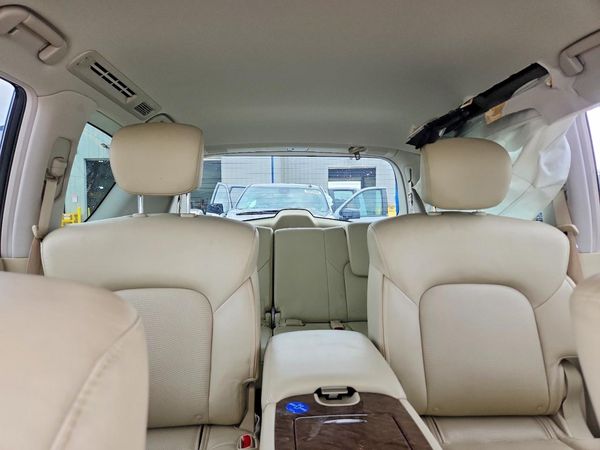 2017 INFINITI QX80