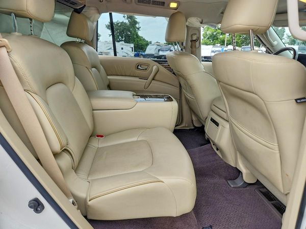 2017 INFINITI QX80