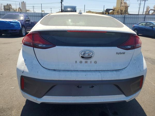 2022 HYUNDAI IONIQ SE