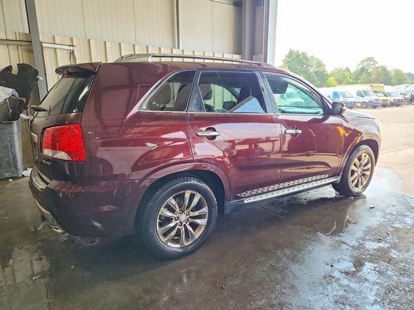 2013 KIA SORENTO SX