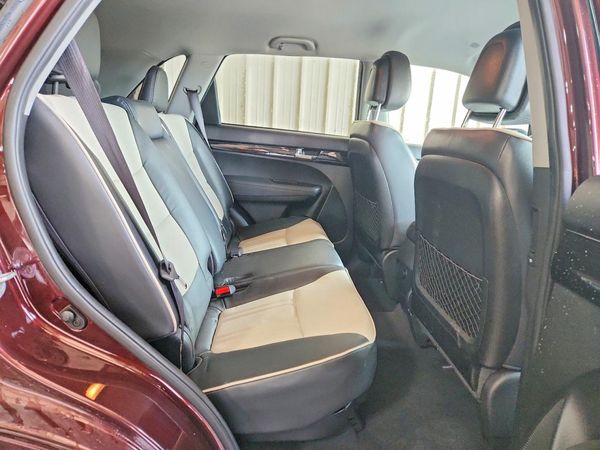 2013 KIA SORENTO SX