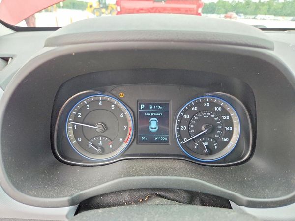 2021 HYUNDAI KONA SE