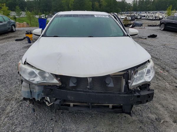 2014 TOYOTA CAMRY