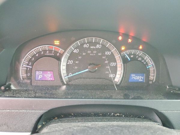 2014 TOYOTA CAMRY