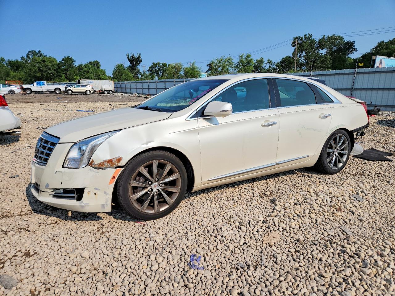 2013 CADILLAC XTS Luxury