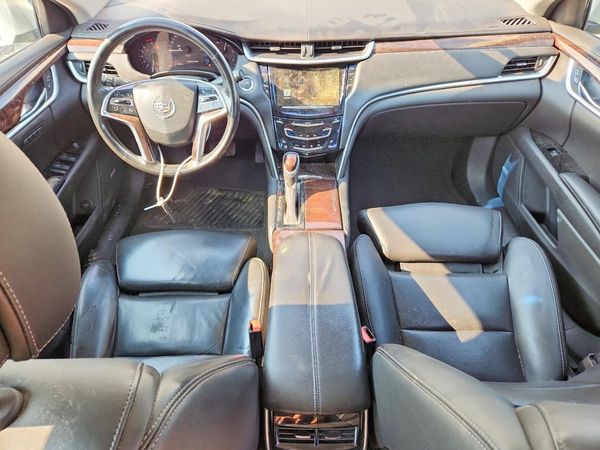 2013 CADILLAC XTS Luxury