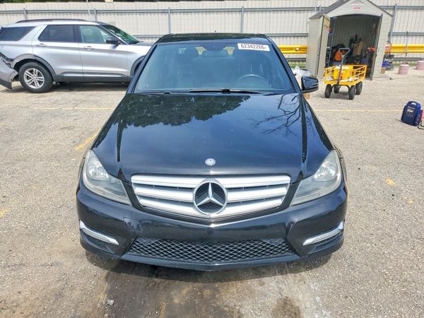 2013 MERCEDES-BENZ C C250
