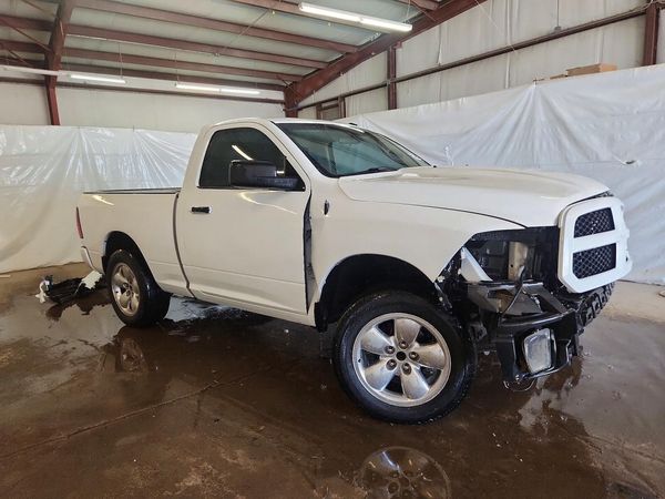 2013 RAM 1500 ST
