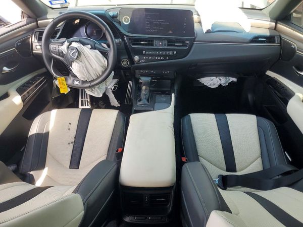 2022 LEXUS ES 350 F Sport Handling