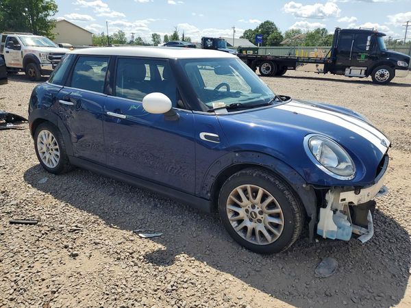 2016 MINI COOPER