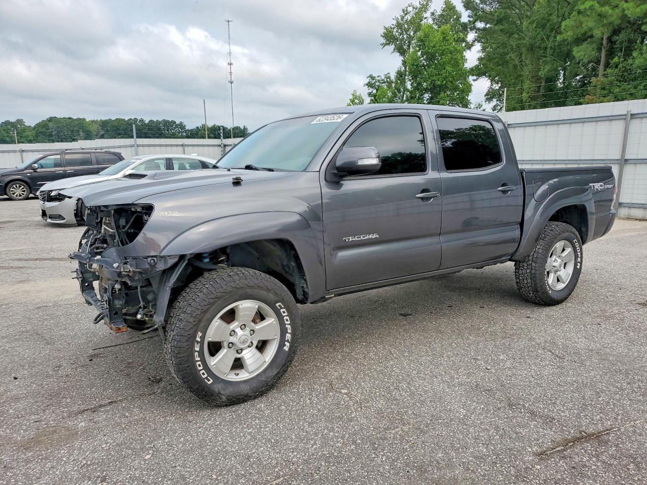 2015 TOYOTA TACOMA Delux Grade