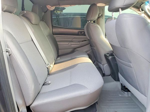 2015 TOYOTA TACOMA Delux Grade