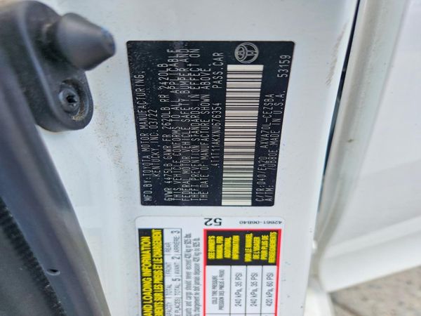 2022 TOYOTA CAMRY SE