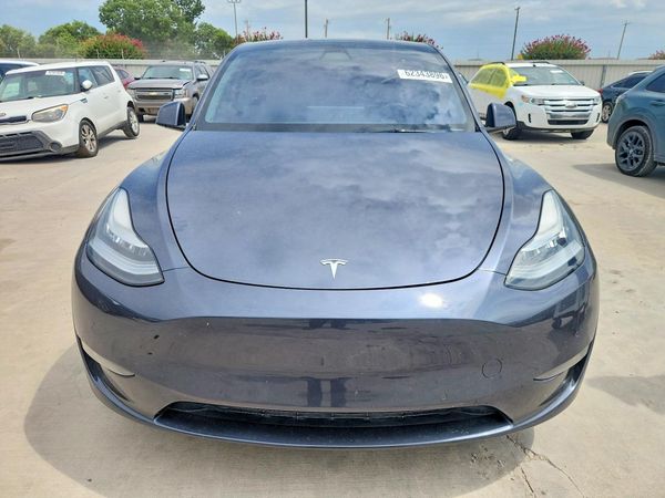 2020 TESLA MODEL Y