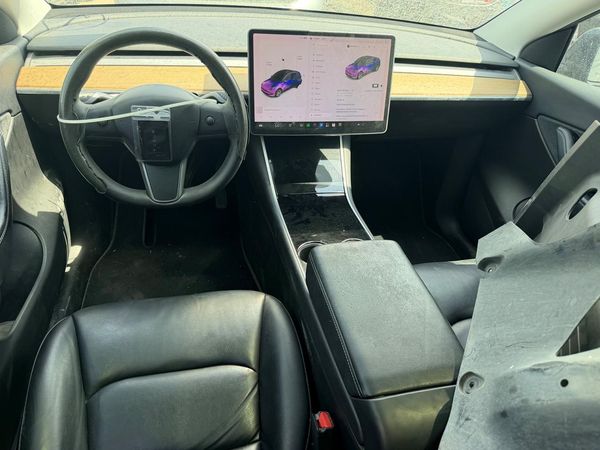 2020 TESLA MODEL Y
