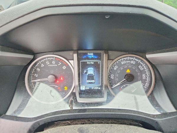 2022 TOYOTA TACOMA SR5