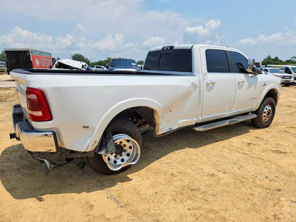 2022 RAM 3500