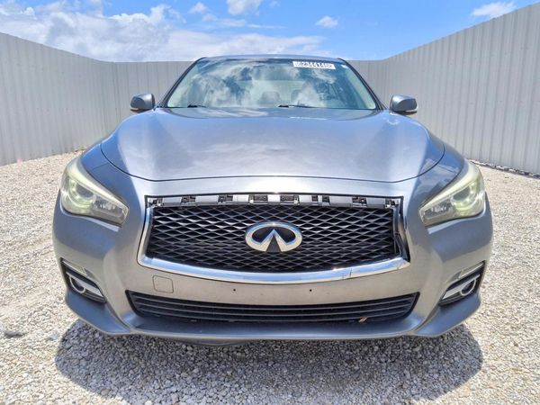 2017 INFINITI Q50