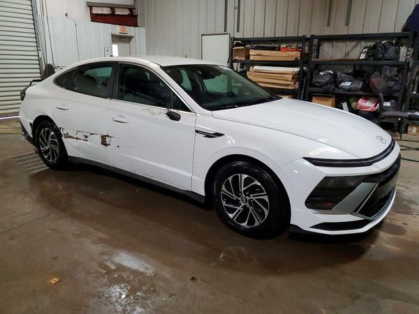 2026 HYUNDAI SONATA Blue — Passenger 3/4