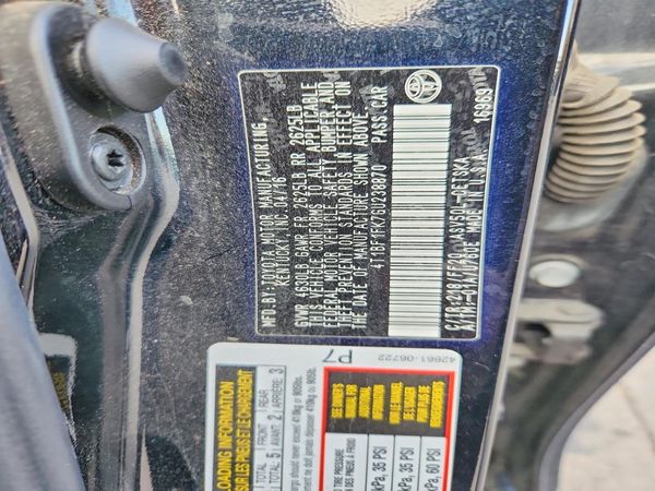2016 TOYOTA CAMRY