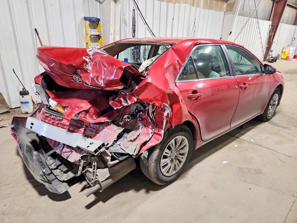 2012 TOYOTA CAMRY