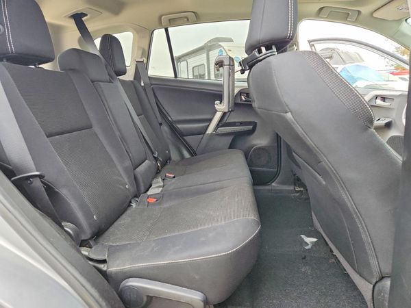 2017 TOYOTA RAV4 XLE