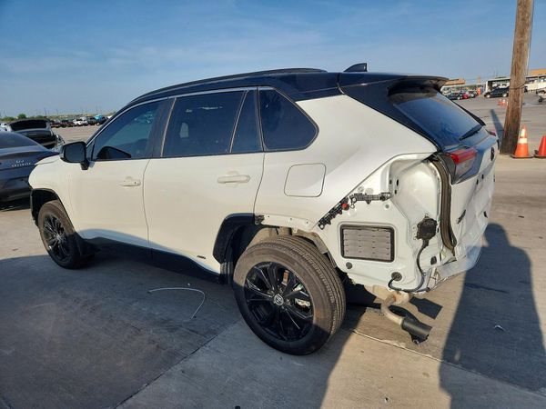 2024 TOYOTA RAV4 XSE