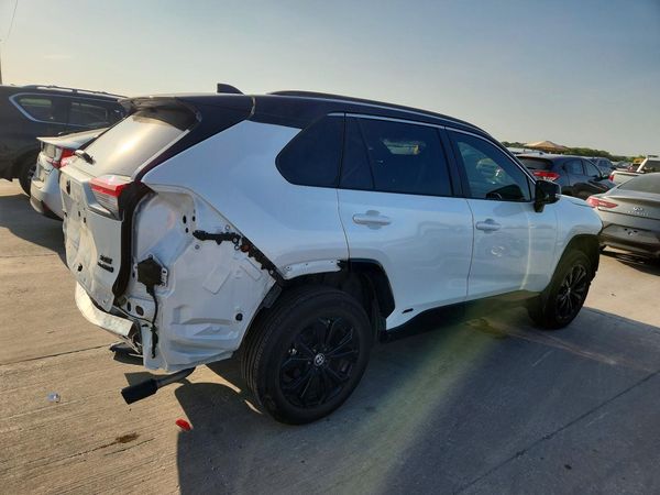 2024 TOYOTA RAV4 XSE