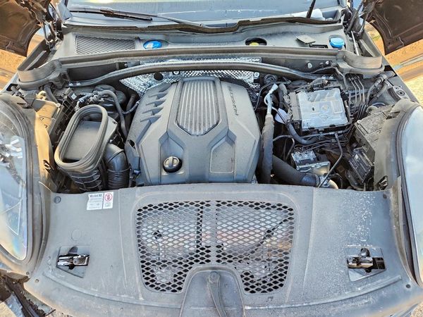 2024 PORSCHE MACAN Macan, Macan T