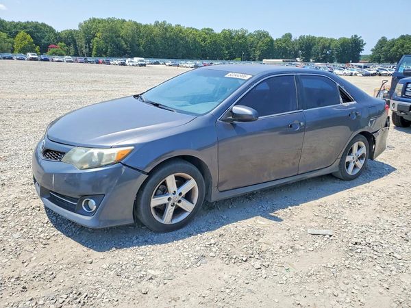 2013 TOYOTA CAMRY