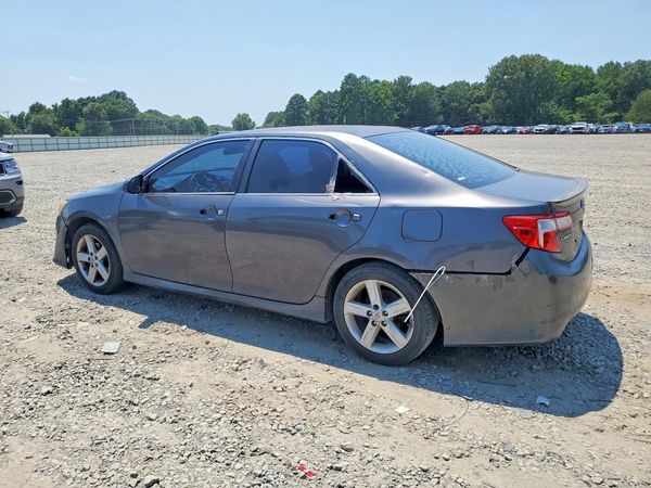 2013 TOYOTA CAMRY