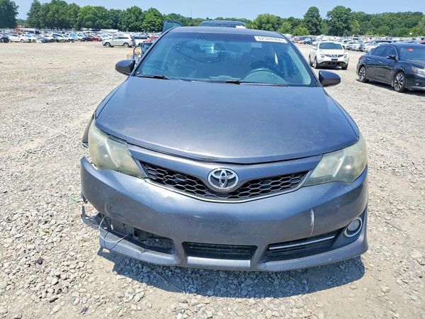 2013 TOYOTA CAMRY