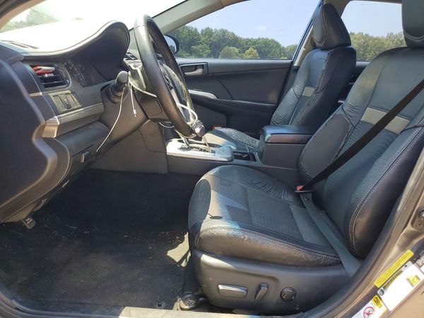 2013 TOYOTA CAMRY