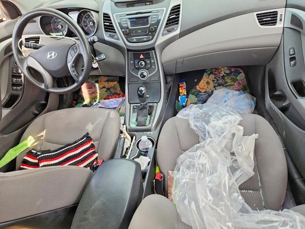 2014 HYUNDAI ELANTRA