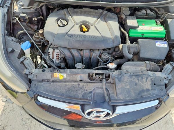 2014 HYUNDAI ELANTRA