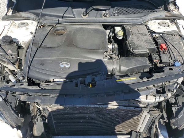 2017 INFINITI QX30