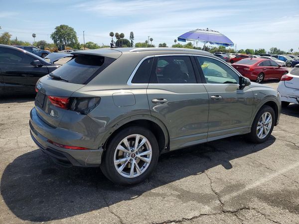2022 AUDI Q3