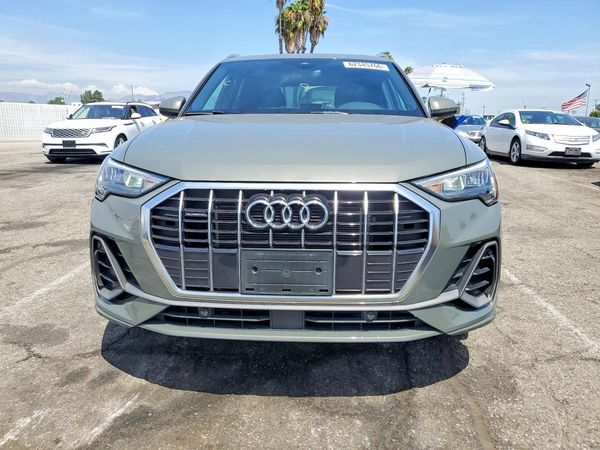 2022 AUDI Q3