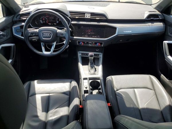 2022 AUDI Q3