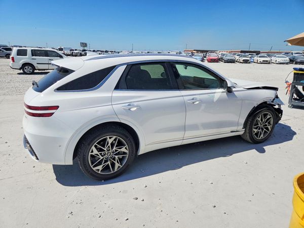 2023 GENESIS GV70