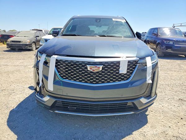 2021 CADILLAC XT6 Luxury